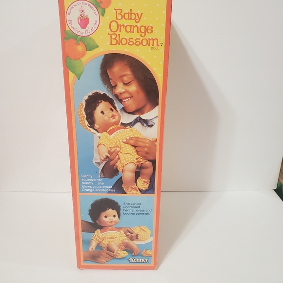 **SOLD *** Vintage strawberry shortcake orange blossom blow kiss doll. - Picture 15 of 16